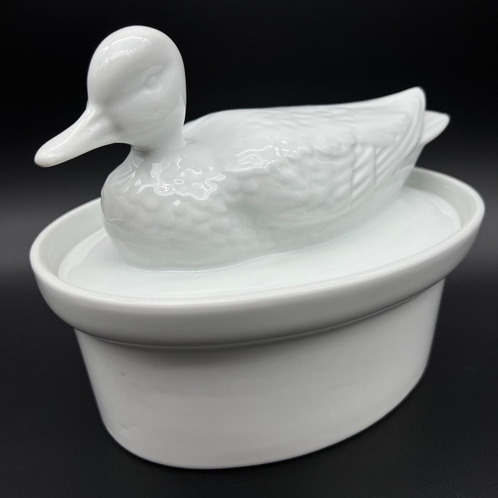 Vintage White Nesting Duck Covered Dish Oval Tureen Casserole French Country
